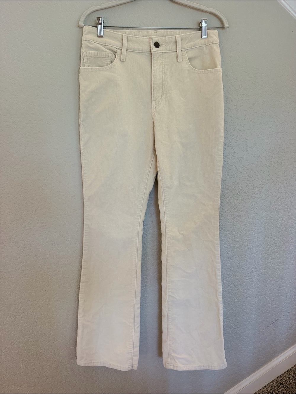 Levi's 725 High Rise Bootcut Corduroy Pants, Cream, Size 29